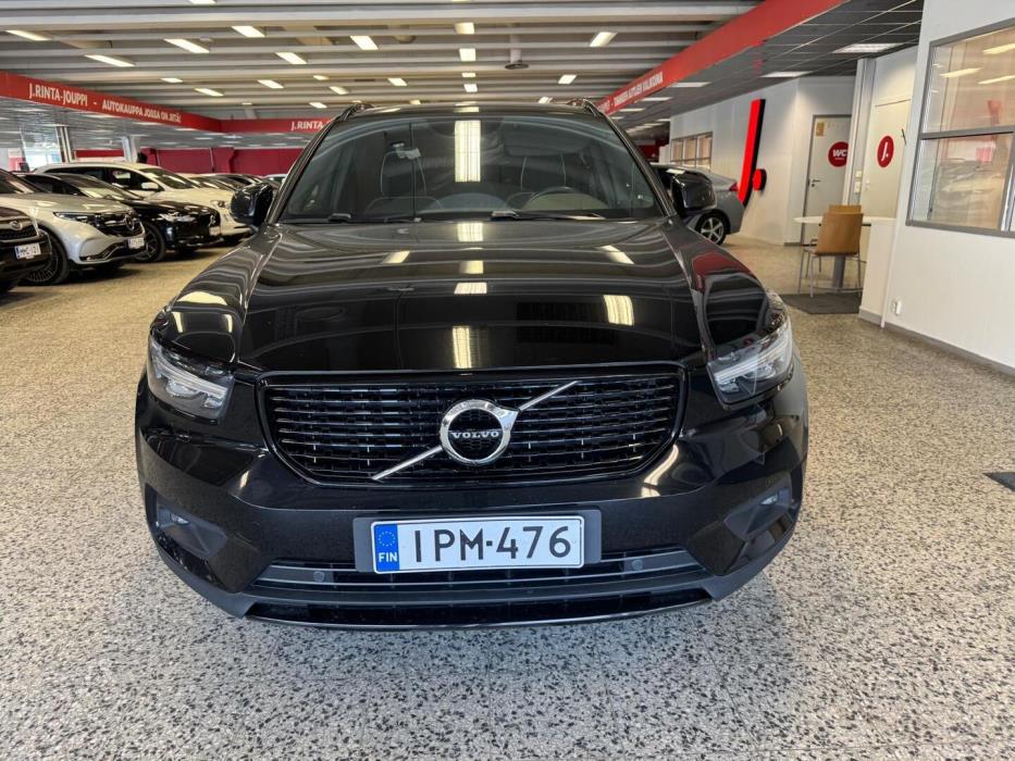 VOLVO XC40 2019