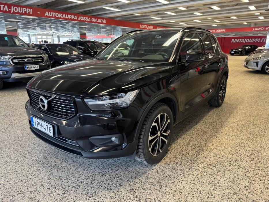 VOLVO XC40 2019