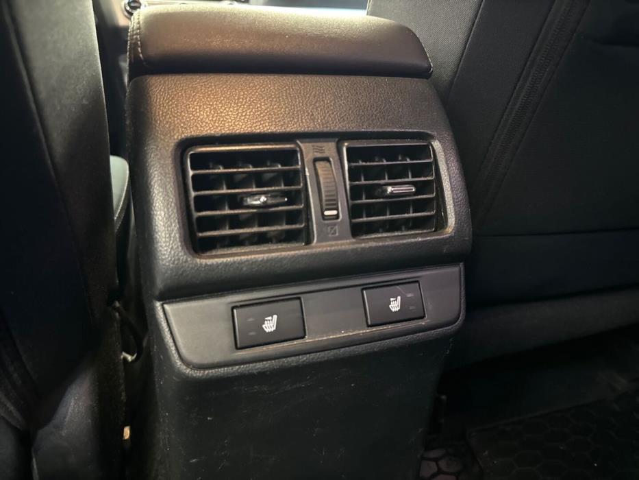 SUBARU Outback 2016