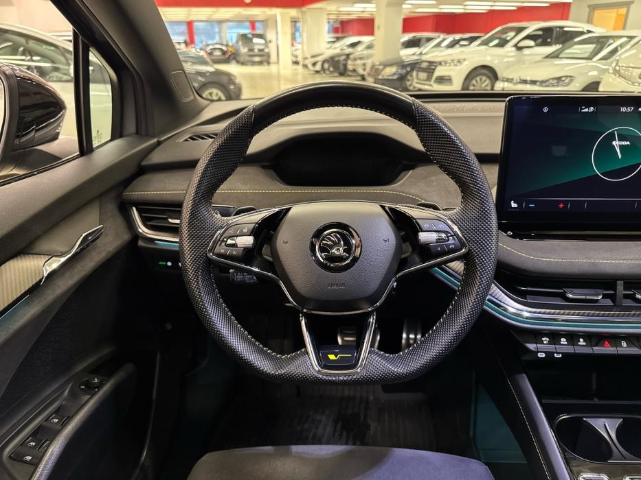 SKODA Enyaq 2022