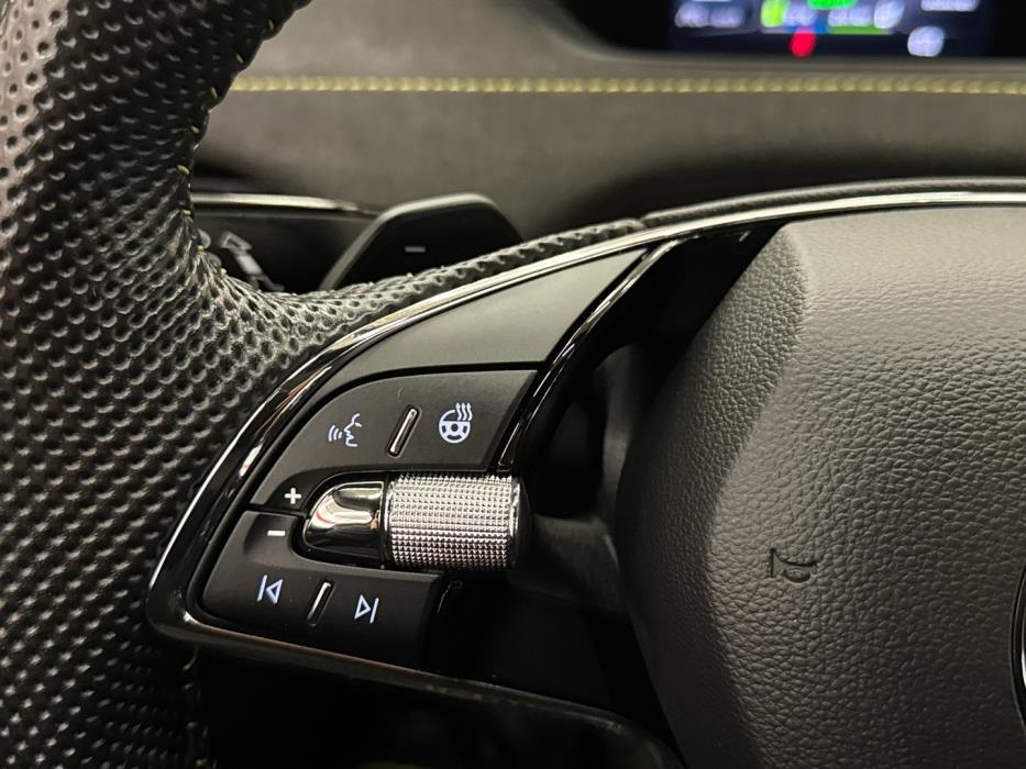 SKODA Enyaq 2022