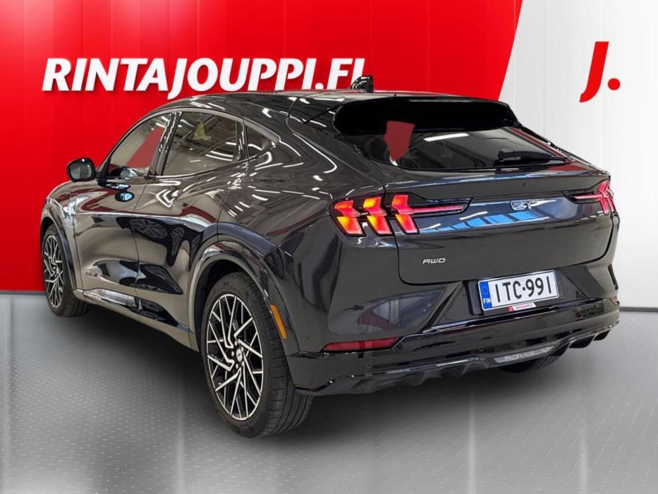 FORD Mustang Mach-E 2022