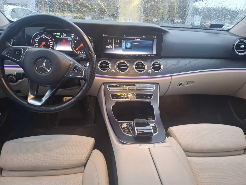 MERCEDES-BENZ E 2018