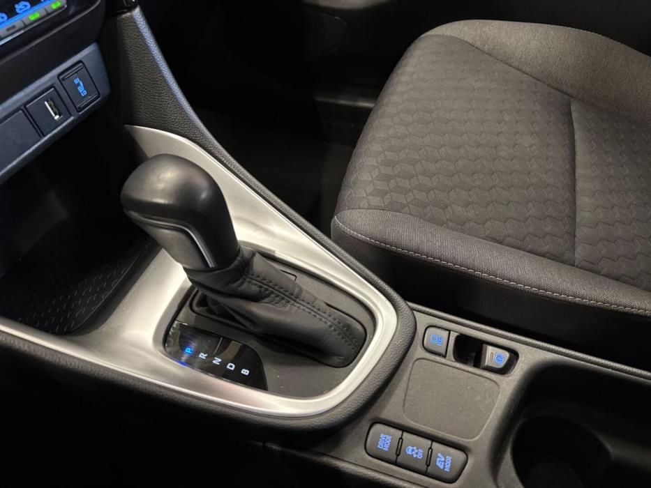TOYOTA Yaris 2020