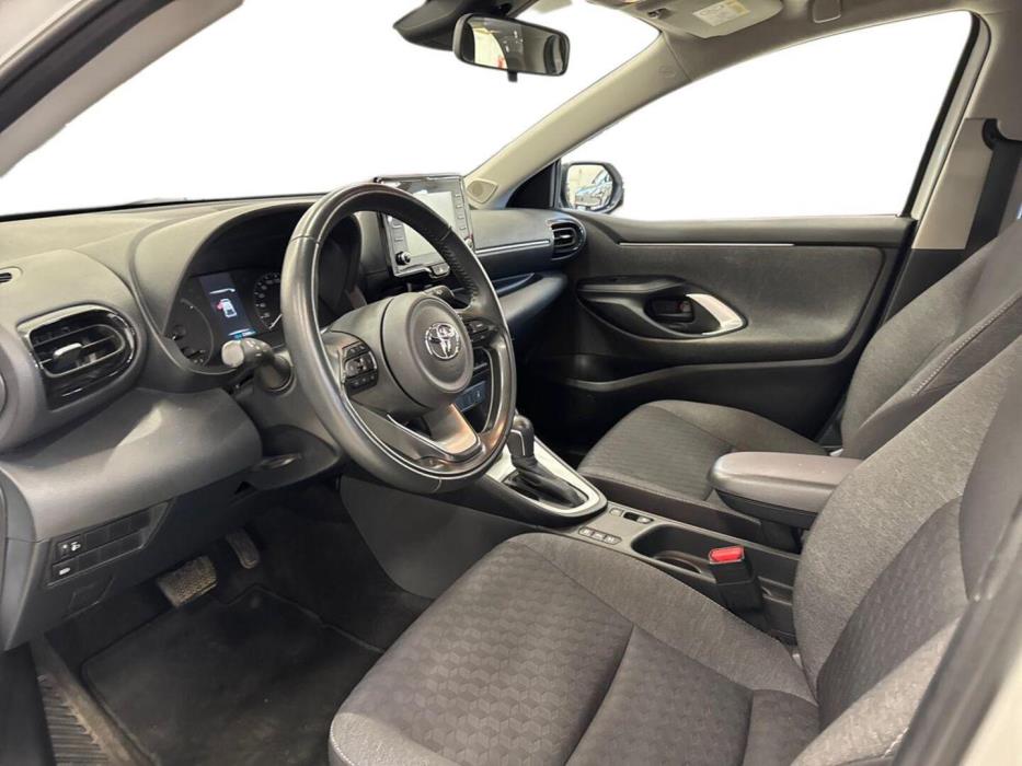TOYOTA Yaris 2020