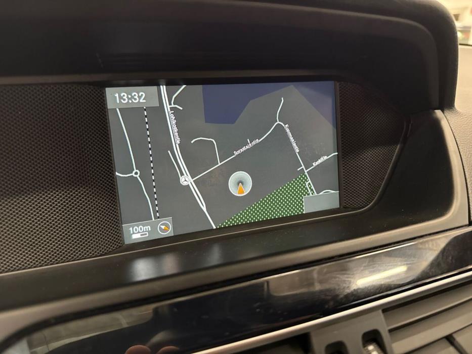MERCEDES-BENZ C 2012