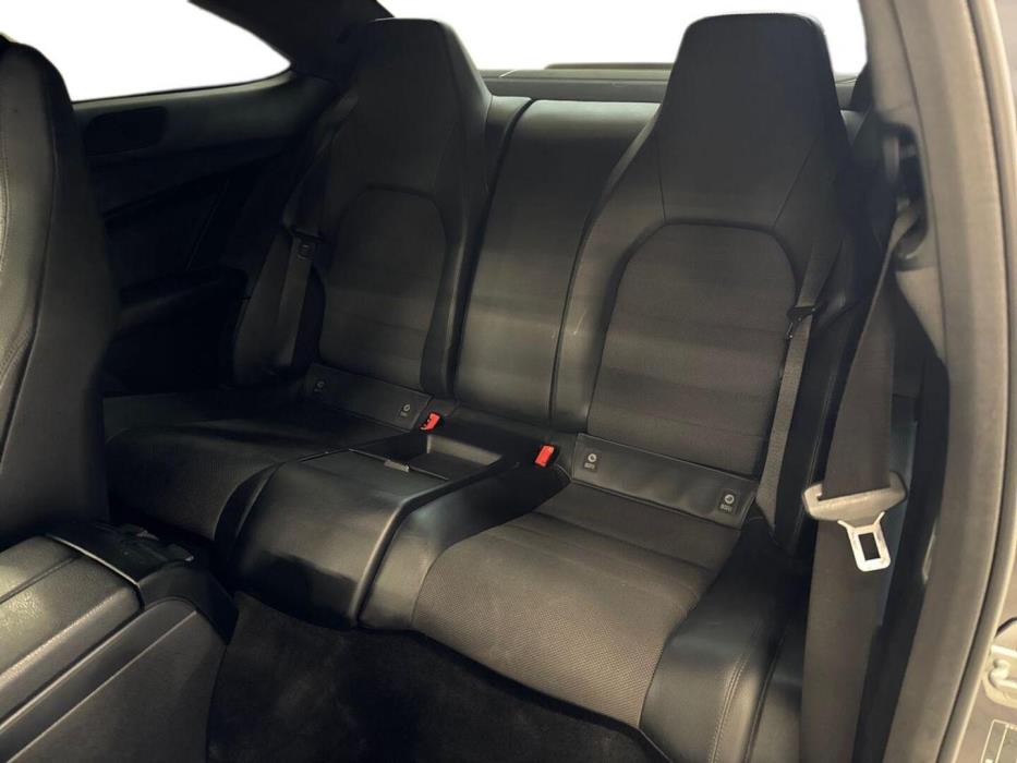 MERCEDES-BENZ C 2012