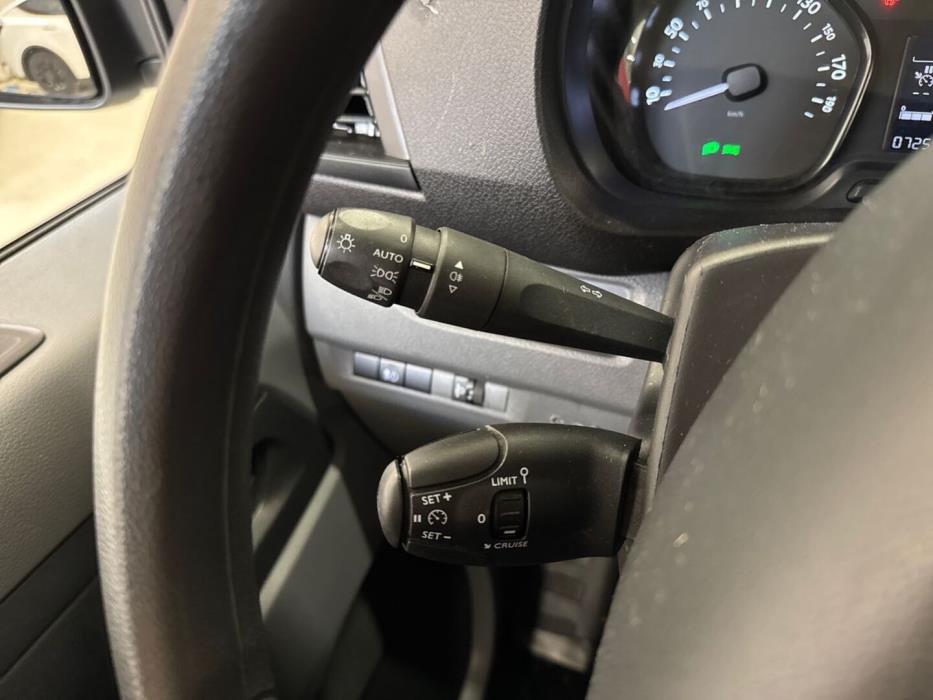 TOYOTA Proace 2021