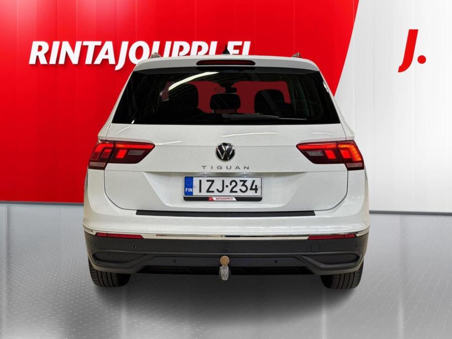 VOLKSWAGEN Tiguan 2021