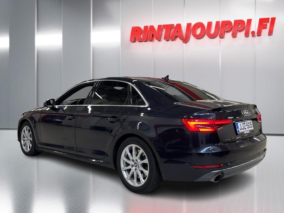 AUDI A4 2016