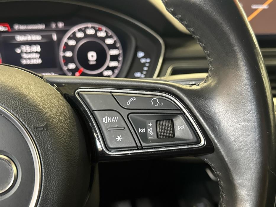 AUDI A4 2016