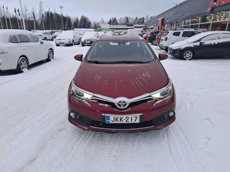 TOYOTA Auris 2017