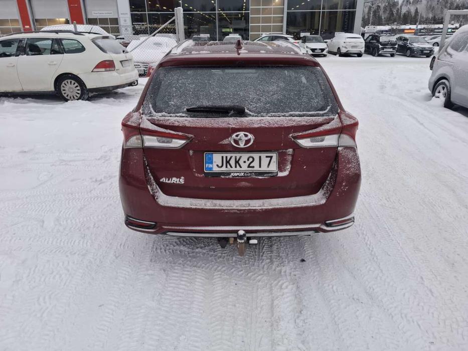 TOYOTA Auris 2017
