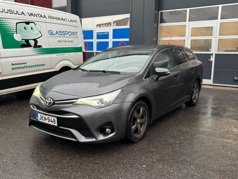 TOYOTA Avensis 2016