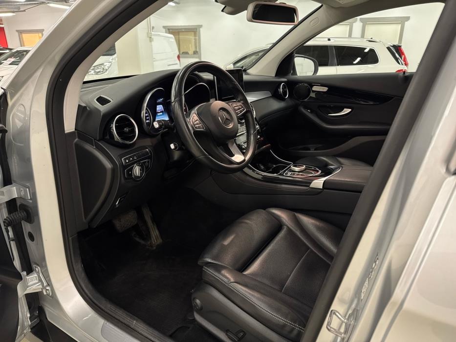 MERCEDES-BENZ GLC 2018