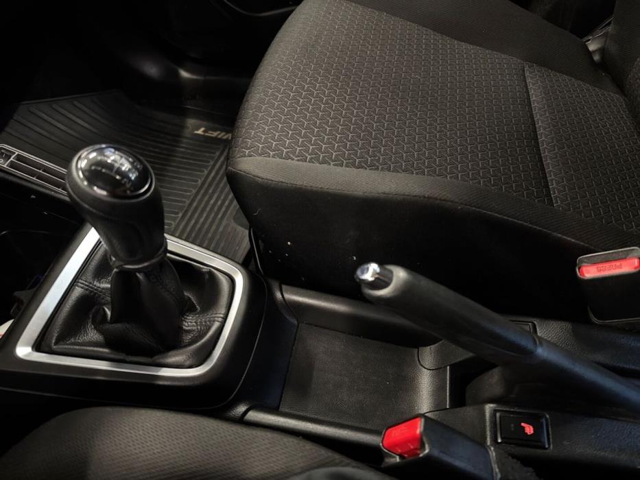 SUZUKI Swift 2019