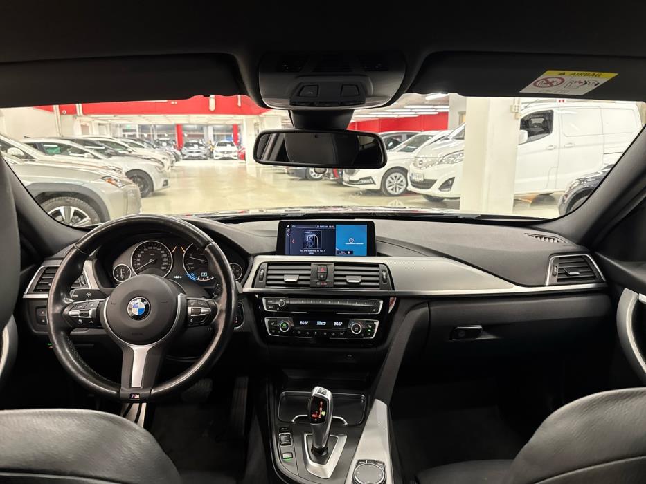 BMW 320 2019