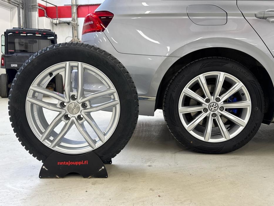 VOLKSWAGEN Passat 2017