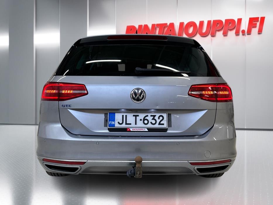 VOLKSWAGEN Passat 2017