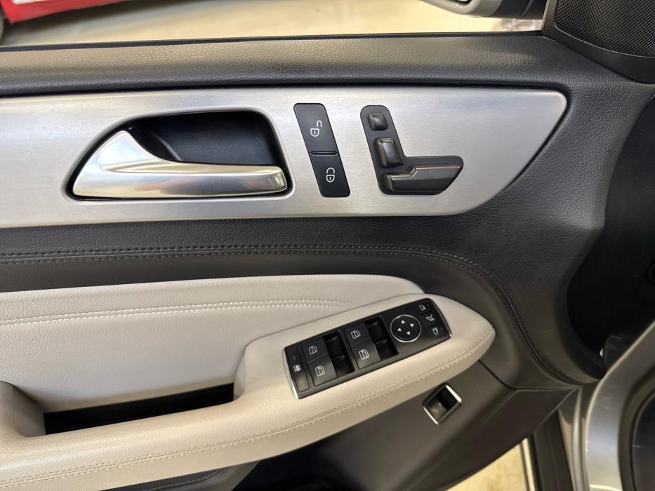 MERCEDES-BENZ ML 2012