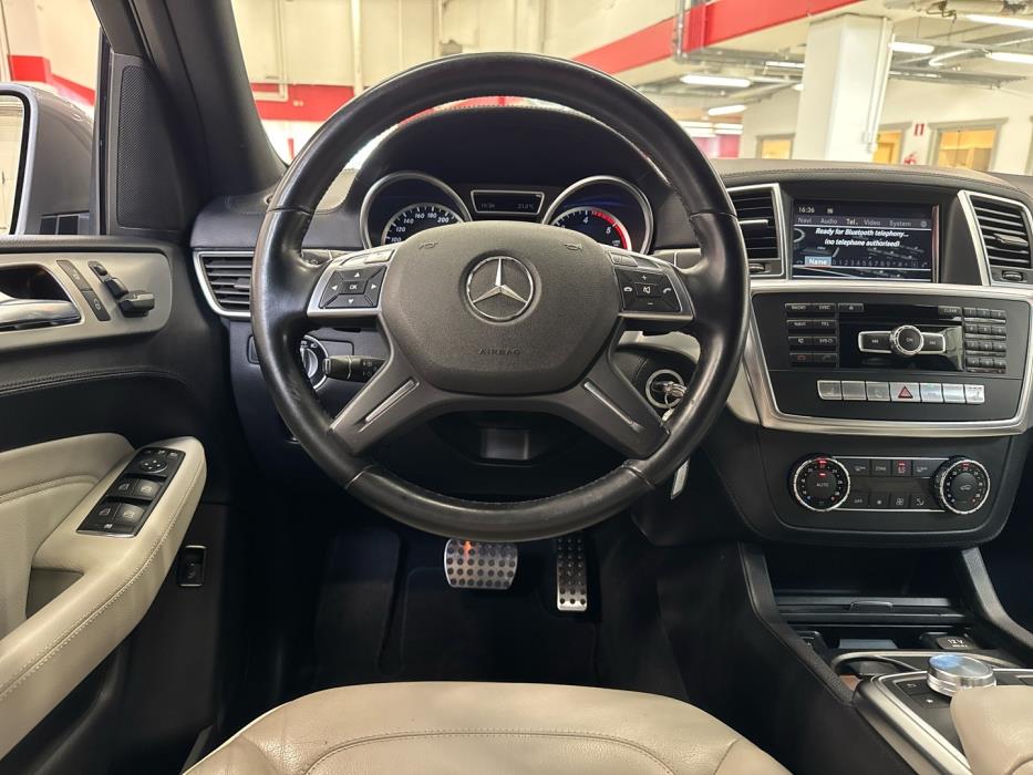 MERCEDES-BENZ ML 2012