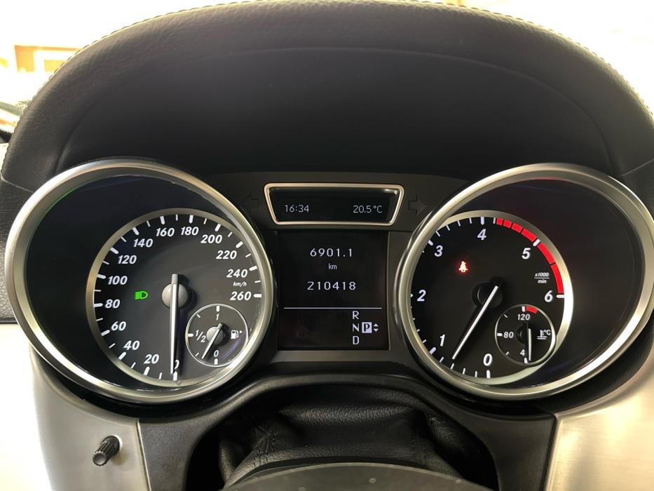 MERCEDES-BENZ ML 2012