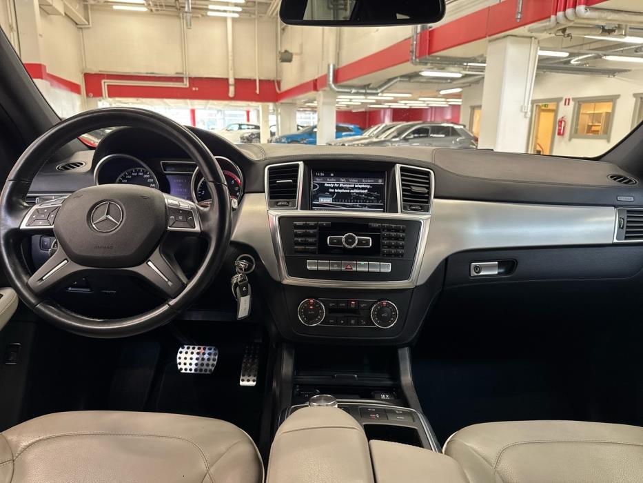 MERCEDES-BENZ ML 2012