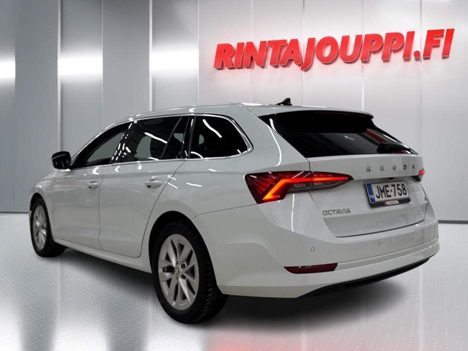 SKODA Octavia 2021