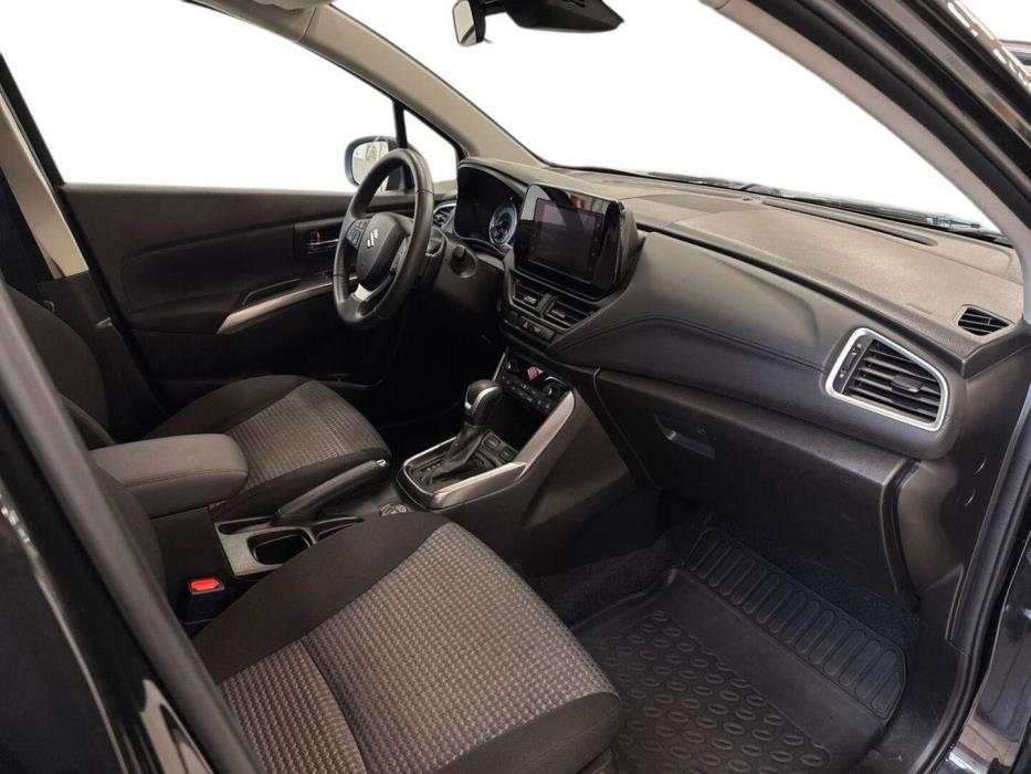 SUZUKI S-Cross 2024