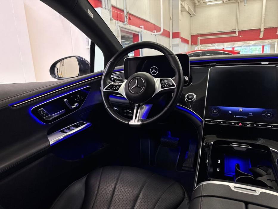 MERCEDES-BENZ EQE 2023