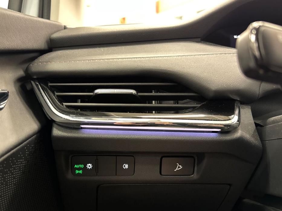 SKODA Enyaq 2023