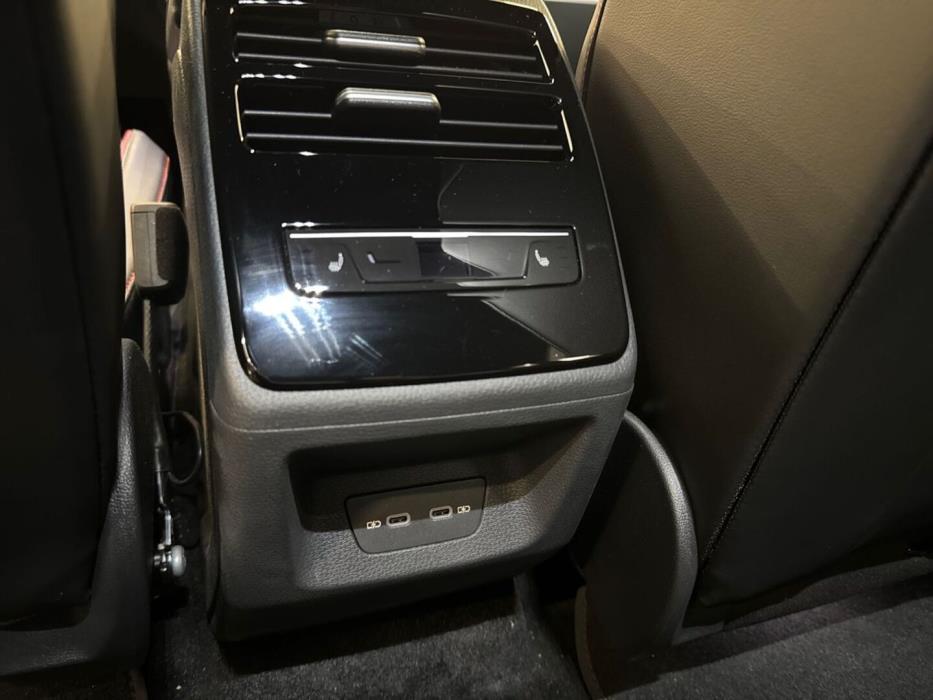 VOLKSWAGEN ID.7 2025