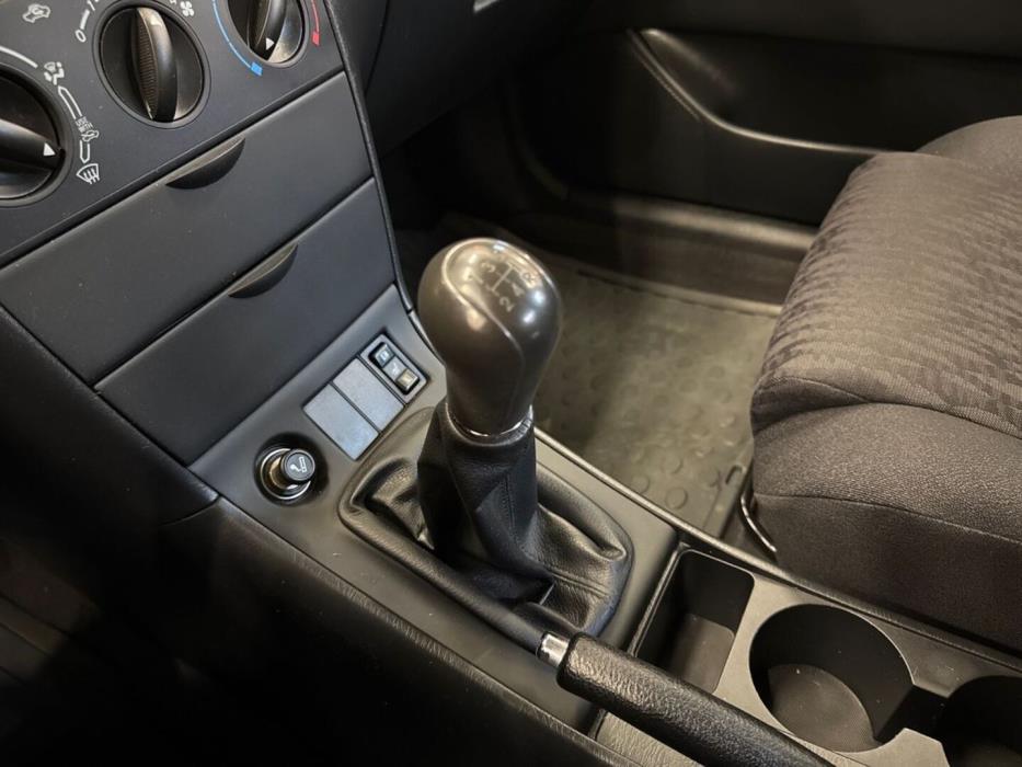 TOYOTA Corolla 2003