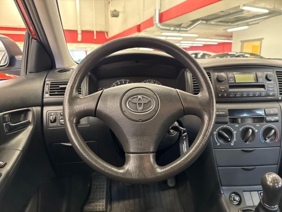 TOYOTA Corolla 2003