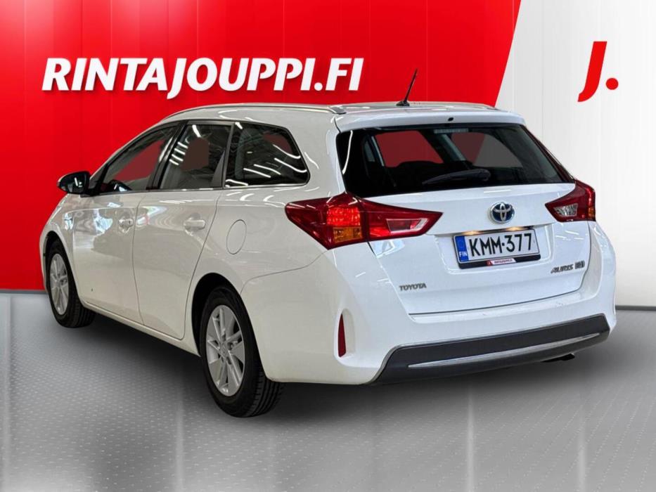 TOYOTA Auris 2014