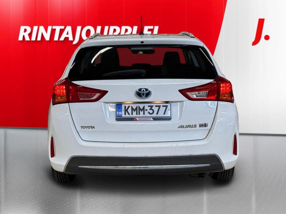 TOYOTA Auris 2014