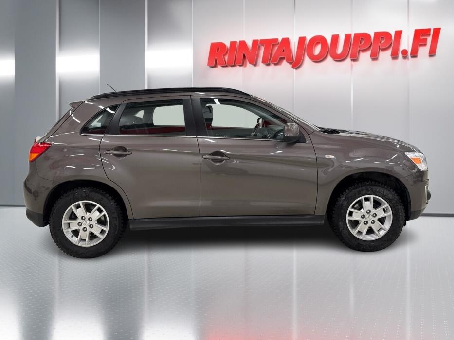 MITSUBISHI ASX 2016
