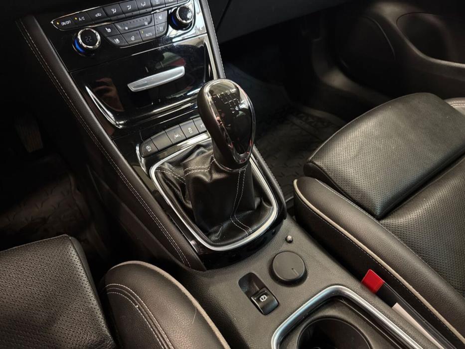 OPEL Astra 2016