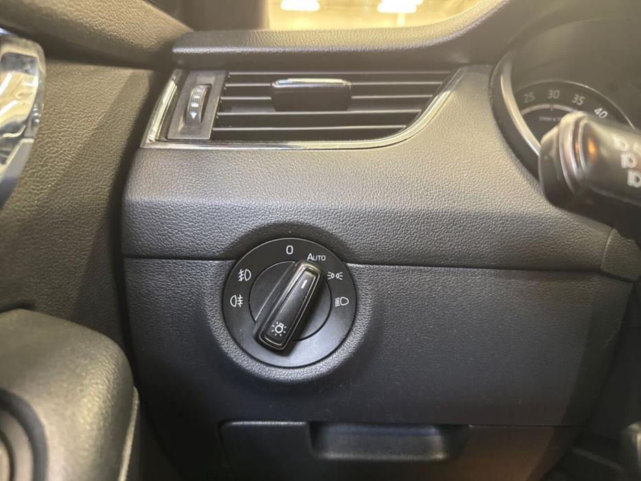 SKODA Octavia 2016