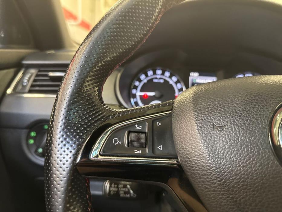 SKODA Octavia 2016