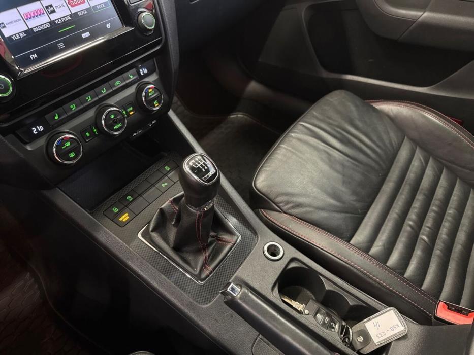 SKODA Octavia 2016