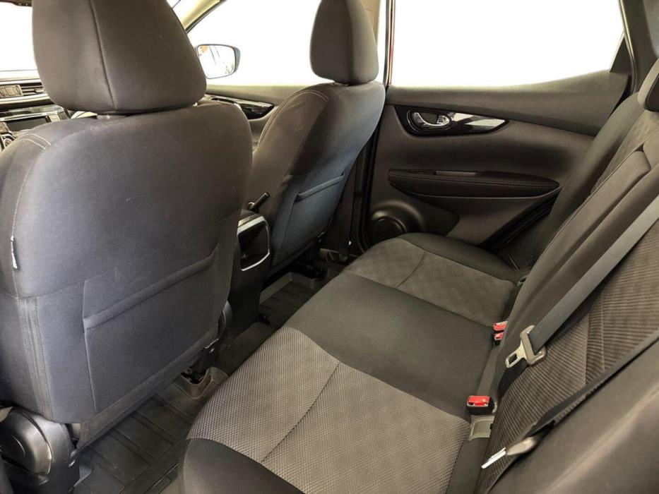 NISSAN Qashqai 2017