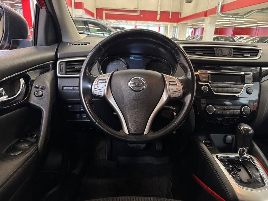 NISSAN Qashqai 2017