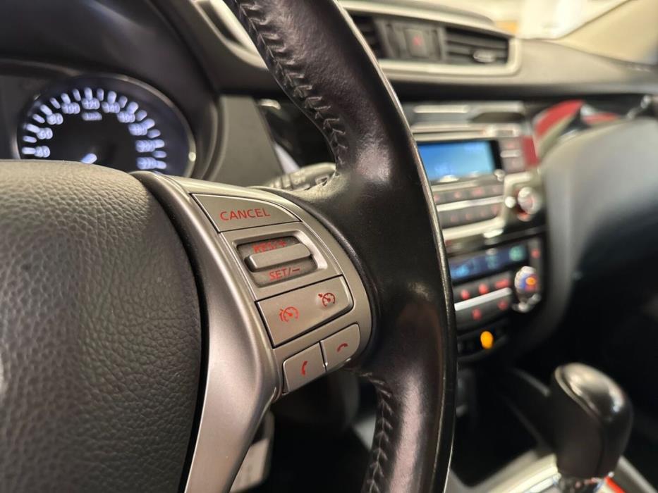 NISSAN Qashqai 2017