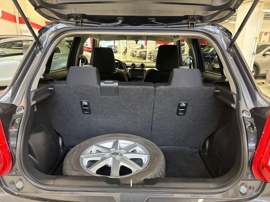 SUZUKI Swift 2017