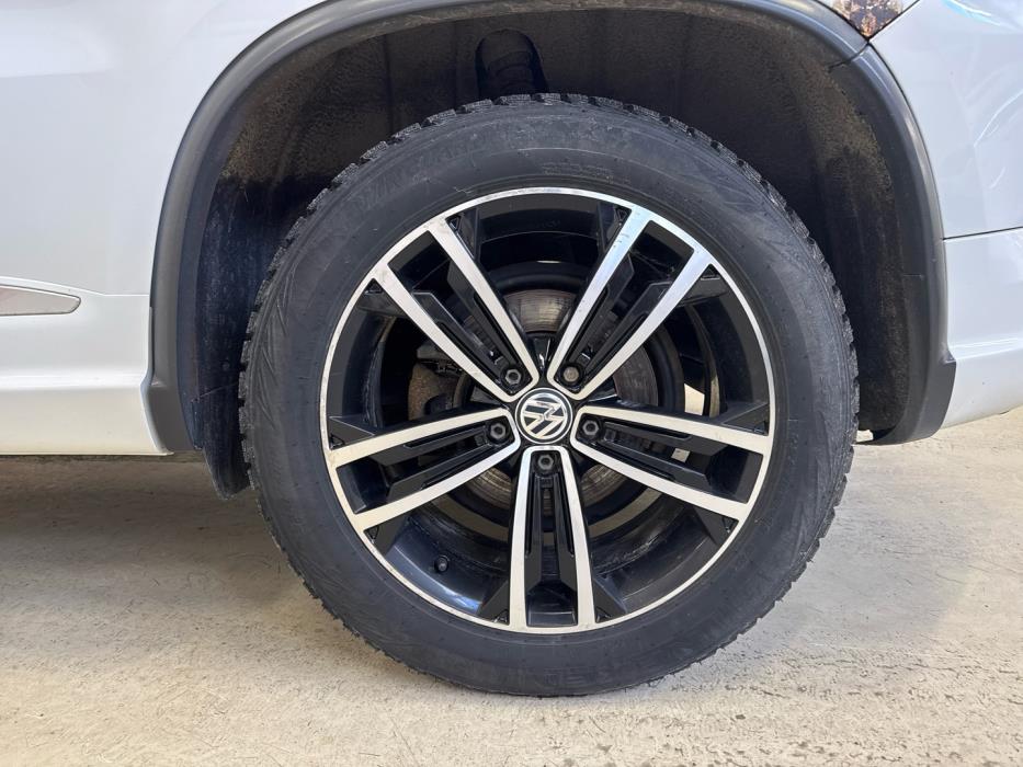 VOLKSWAGEN Tiguan 2014