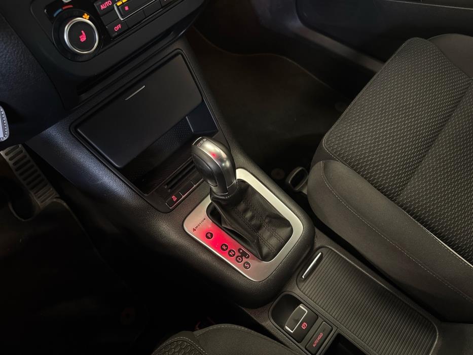 VOLKSWAGEN Tiguan 2014