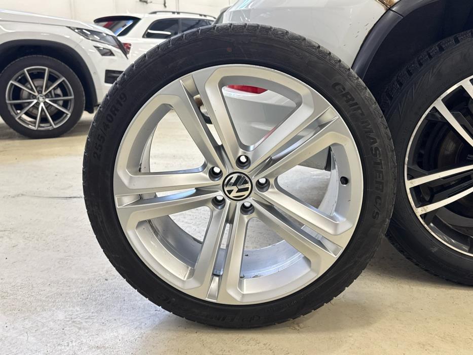 VOLKSWAGEN Tiguan 2014