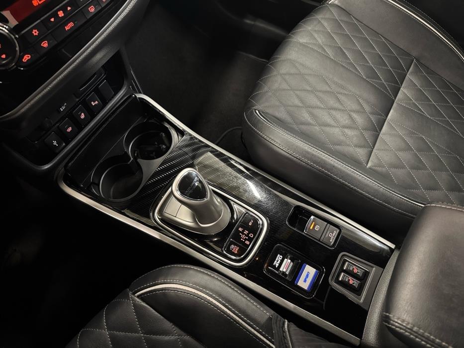 MITSUBISHI Outlander PHEV 2018