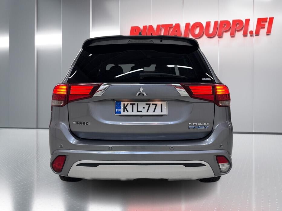 MITSUBISHI Outlander PHEV 2018